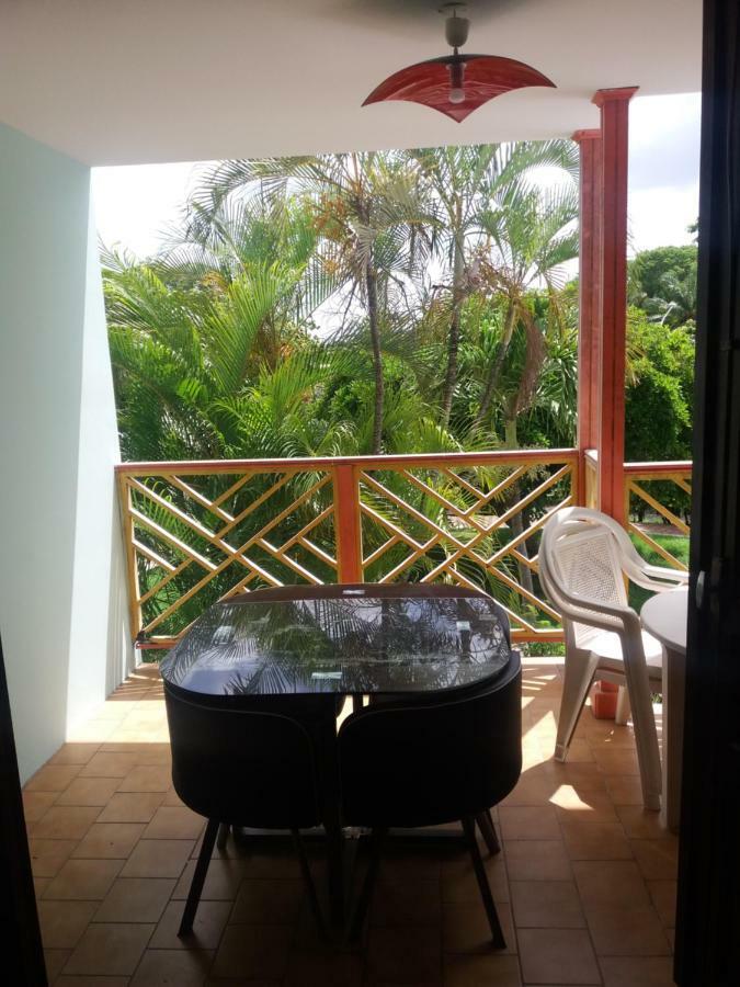 Studio A Louer Proche Des Plages Sainte-Anne Exterior photo
